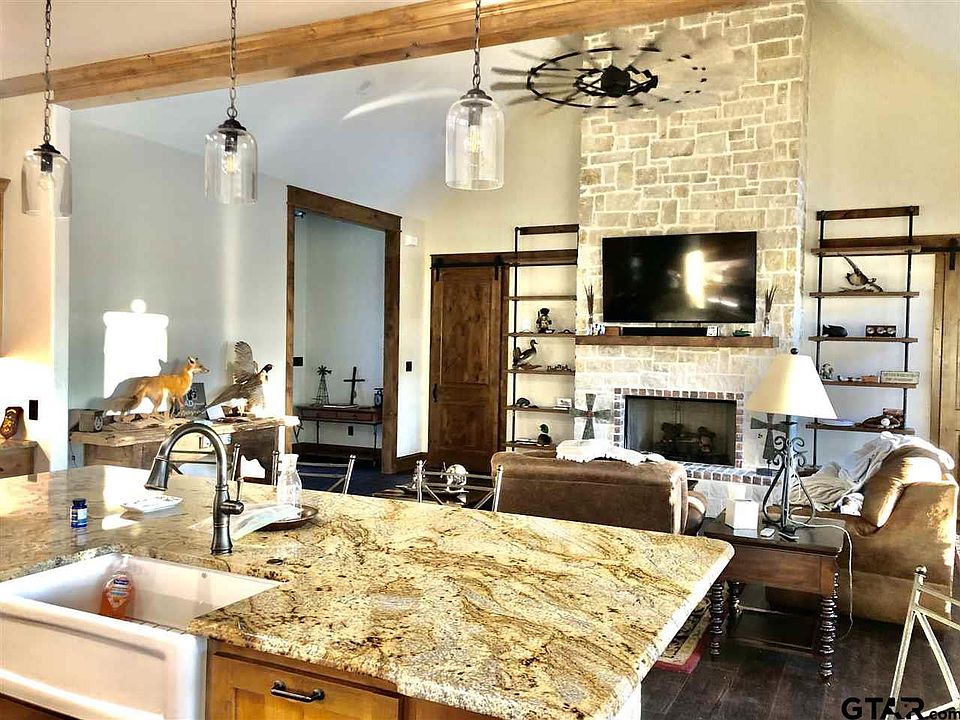 2nd image of 13025 Honey Poo Ln