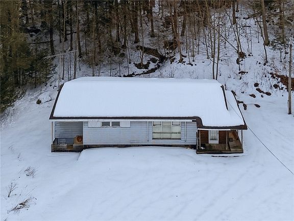 3rd image of 169 Glenview Rd