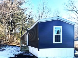301 S Main St #6, Newtown, CT 06470
