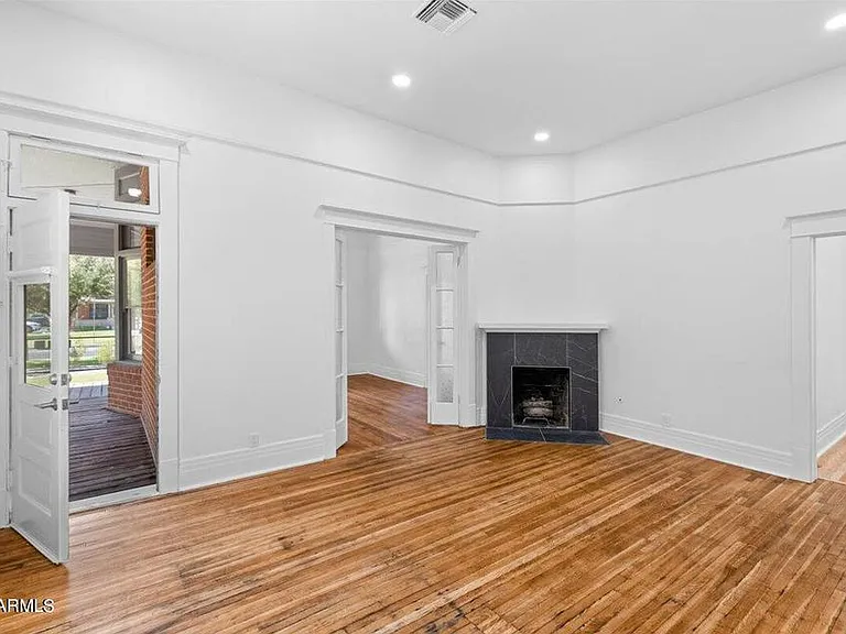 825 N 3rd Ave — Photo 46