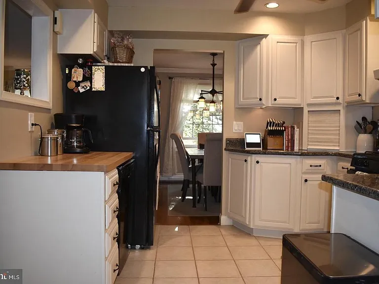 738 Fairview Rd — Photo 12
