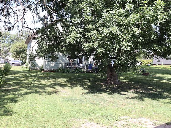 5th image of 460 Commercial Ave SE