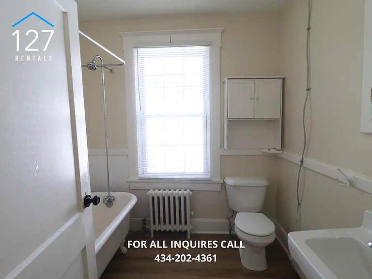 211 Saint Augustine St #UPPER — Photo 5