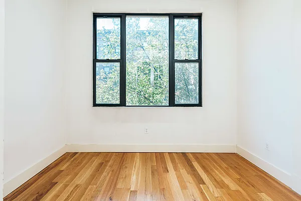 Rented by Nooklyn NYC LLC | media 39