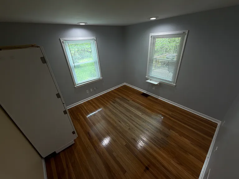 392 Riddle Rd #3 — Photo 5