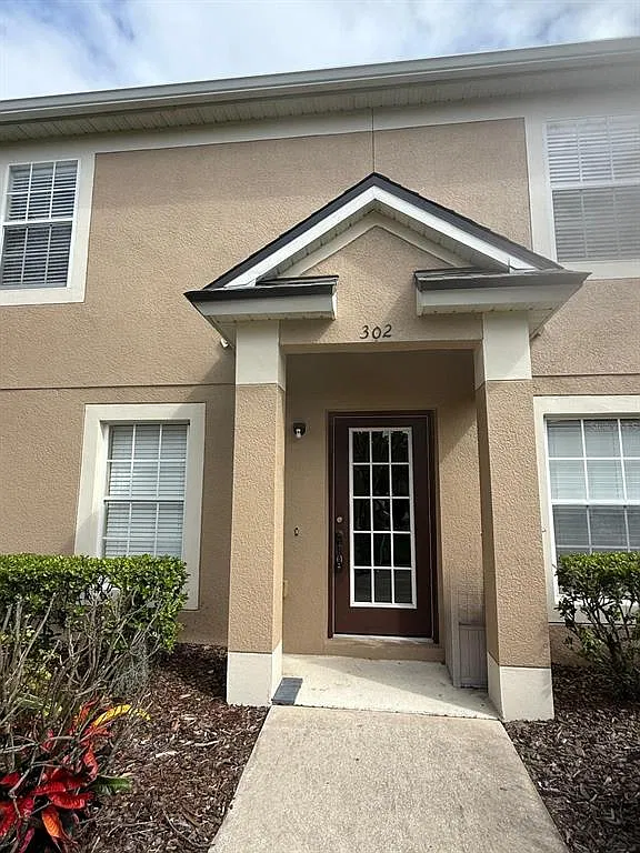 3 bed, 2.5 bath, 1402 sqft, $1,850 — Photo 1