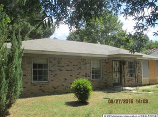 6120 Devon Cir, Horn Lake, MS 38637