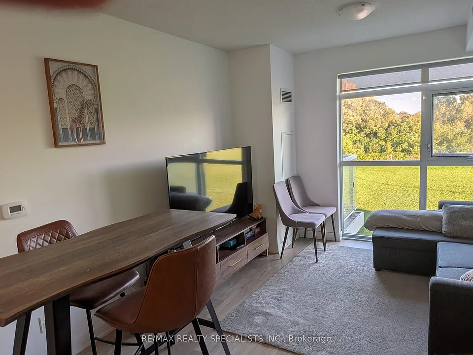 251 Manitoba St #315