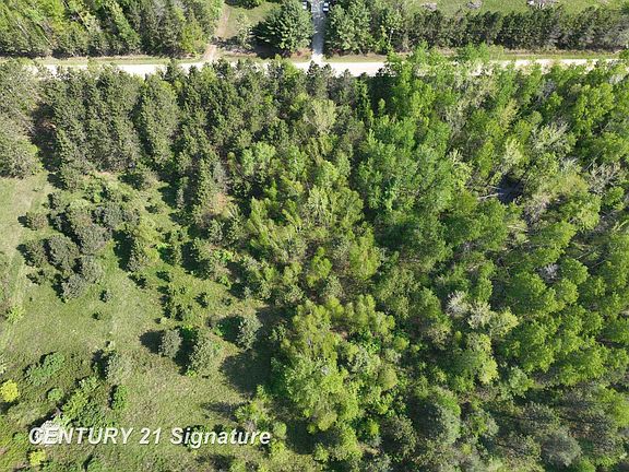 4th image of Lang Rd