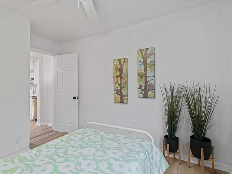 430 Marion Rd — Photo 6