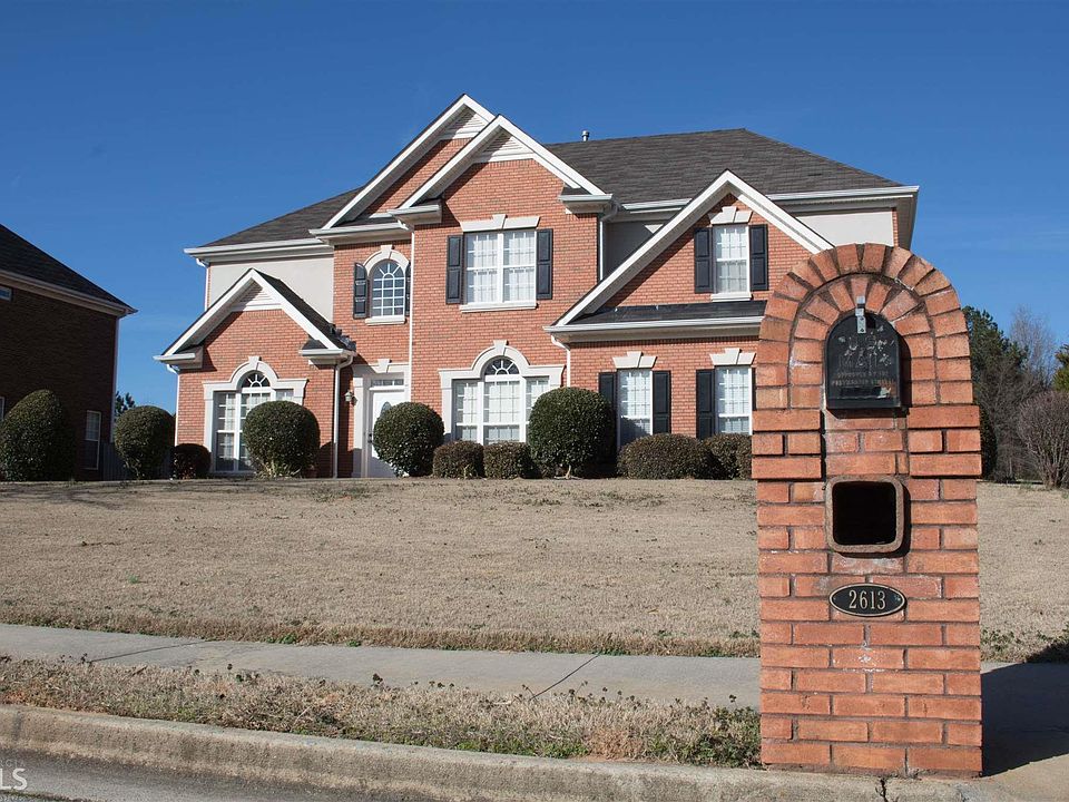 1st image of 2613 Olde Ivy Ln #4