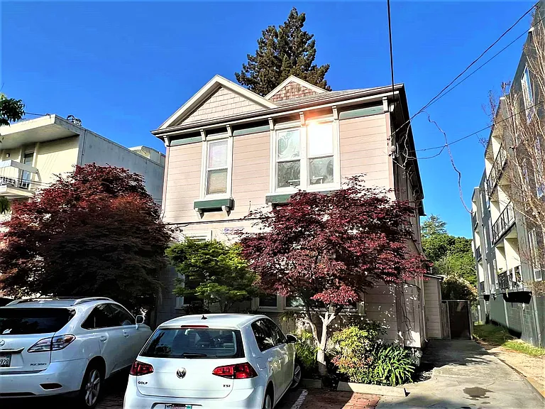 2530 College Ave #3 — Photo 20