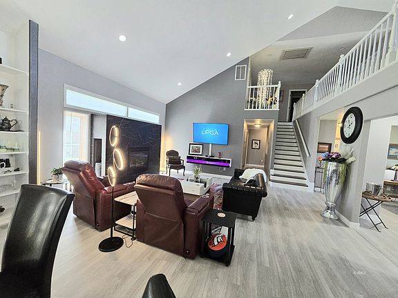 4th image of 40 Remount Rd