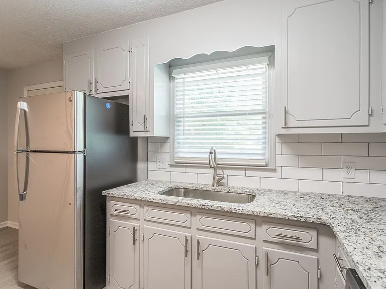 1031A Circle Dr — Photo 26
