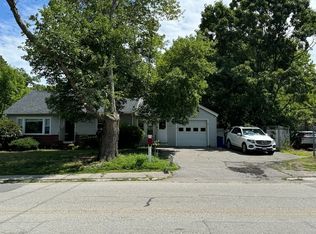 742 Waverley Rd, North Andover, MA 01845