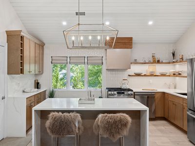 51 Lighthouse Ln, Sag Harbor, NY, 11963