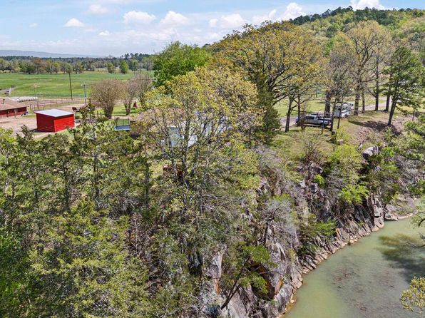 (undisclosed Address), Bluffton, AR 72827