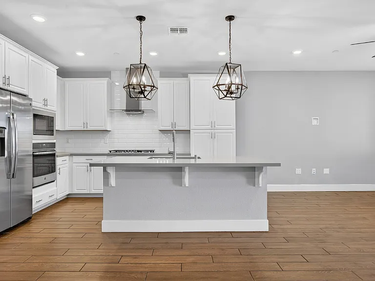 10365 Charles Morris Way — Photo 14