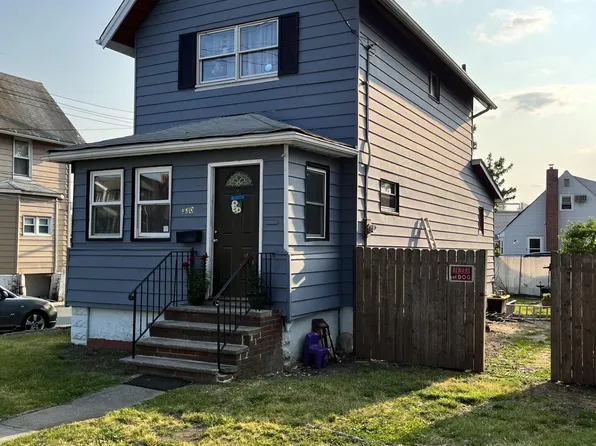 330 Harbor Rd, Staten Island, NY 10303