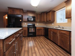 2003 Marina Rd SE #836, Mandan, ND 58554