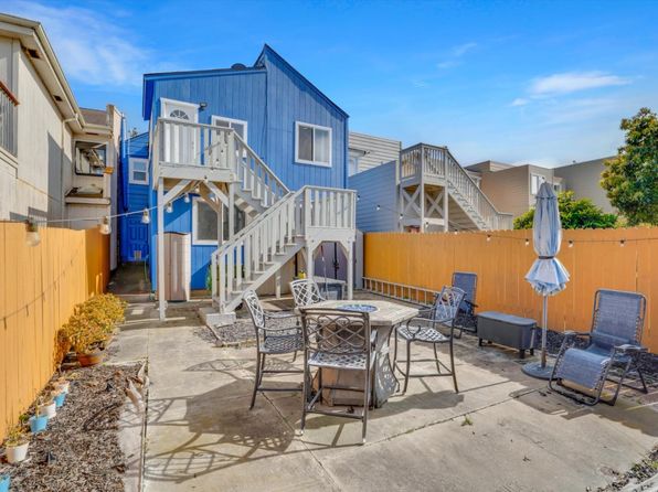 1060 Brunswick St, Daly City, CA 94014