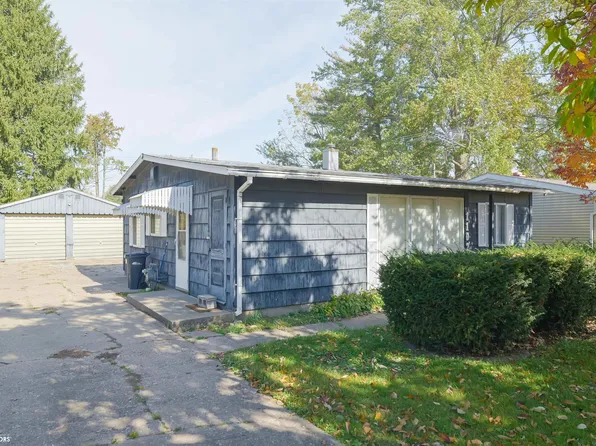 1102 Lynnwood Dr, Burlington, IA 52601