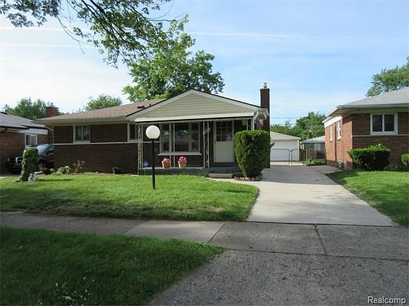 2nd image of 30050 Matthew St