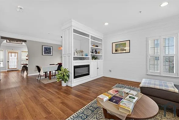 1797B Wheyfield Dr — Photo 3