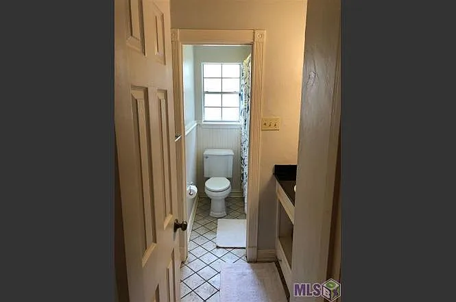8585 Barnett Dr — Photo 16