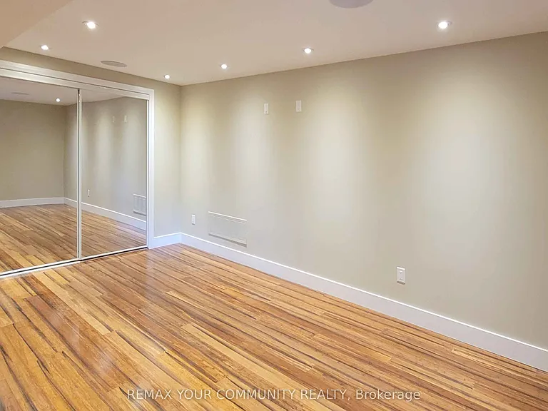 234 Roadhouse Blvd N #BASEMENT — Photo 8