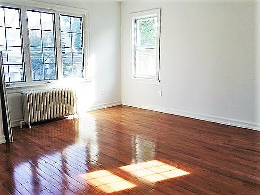 1st image of 147-20 Cherry Ave #2