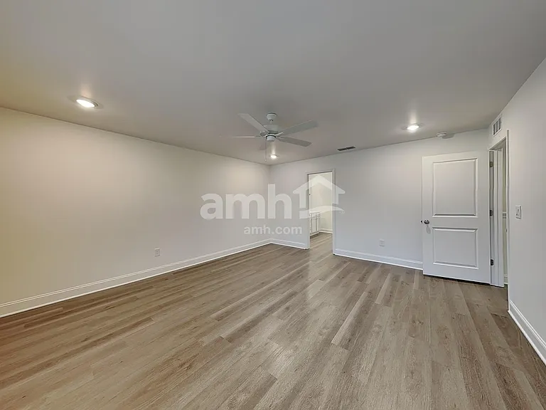 1529 Aquamarine Dr — Photo 11