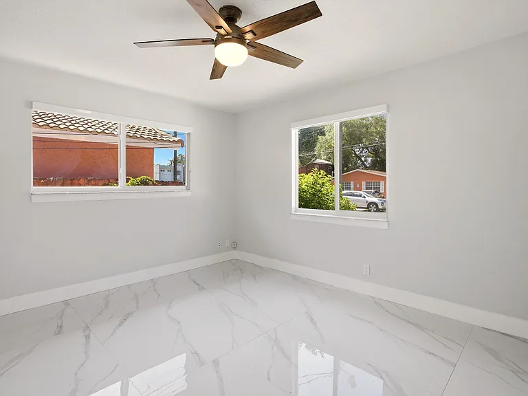 1786 SW 22nd St #1 — Photo 15
