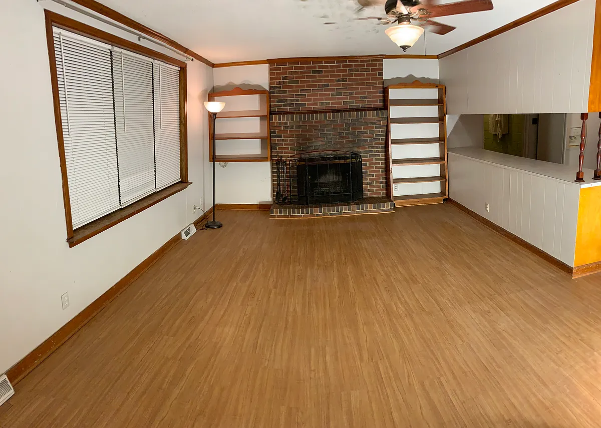 Building Photo - 3323 Gibbs Ln