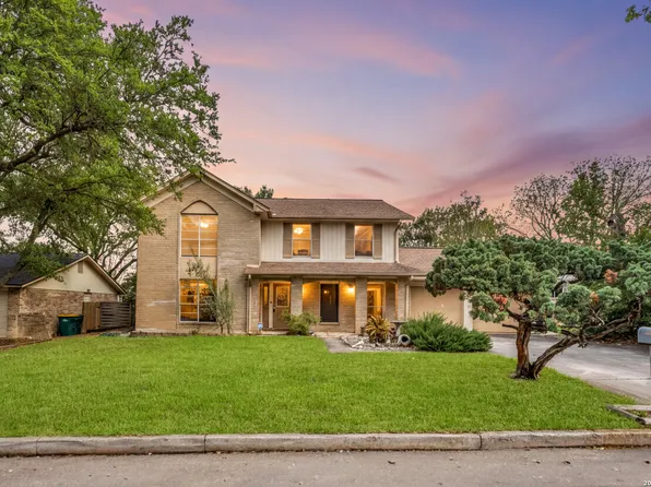 8326 Delphian Dr, Universal City, TX 78148