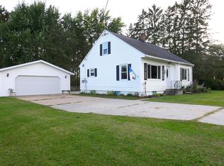 179 Walnut St, Manawa, WI 54949