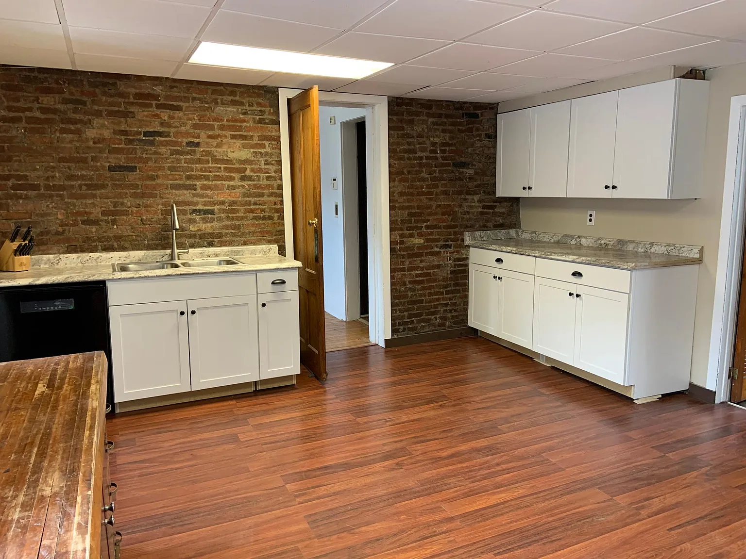 3 bed, 1900 sqft, $2,100 — Photo 4
