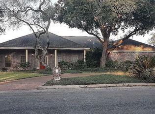 1516 Monte Vista St, Alice, TX 78332