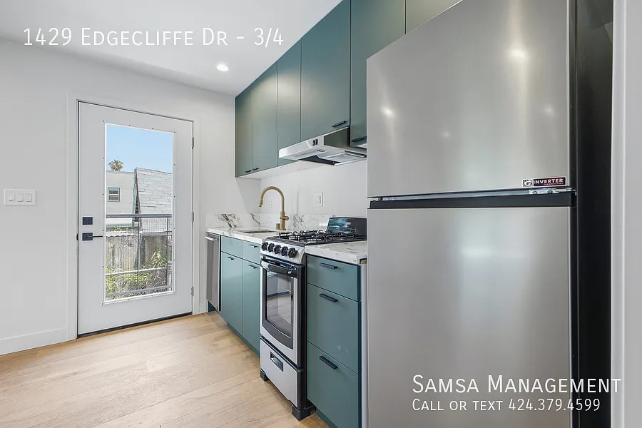 Gorgeous 1bd/1ba with Brand New Finishes! (1429 3/4) — Photo 2