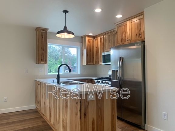 5th image of 1184 Fruitdale Dr Unit C