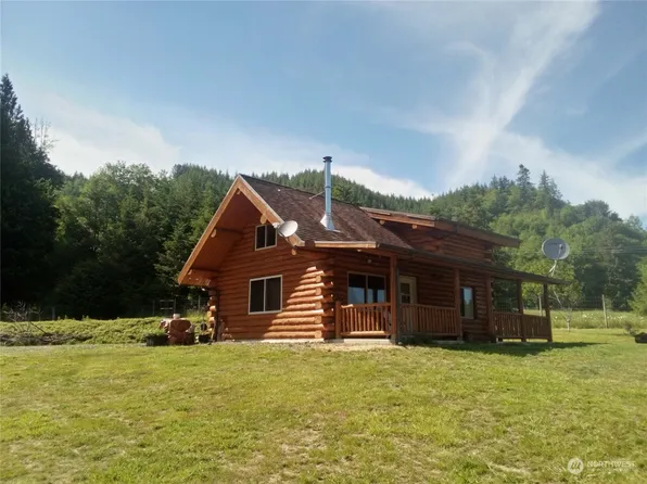 66 Cosset Lane, Raymond, WA 98577