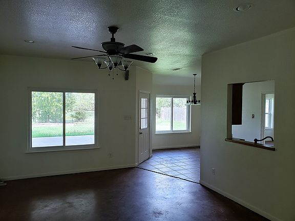 2nd image of 113 Gates Dr