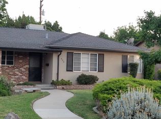 933 W Iris Ave, Visalia, CA 93277