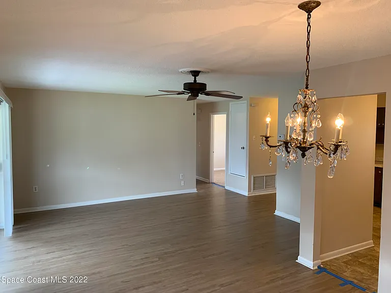 1003 Coronado Dr — Photo 5
