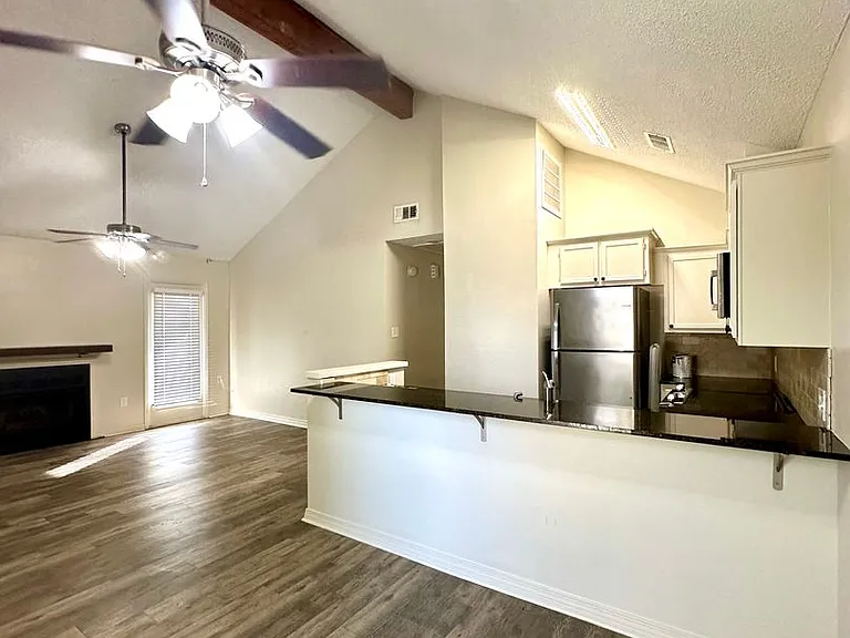 11011 Cal Rd #34 — Photo 15