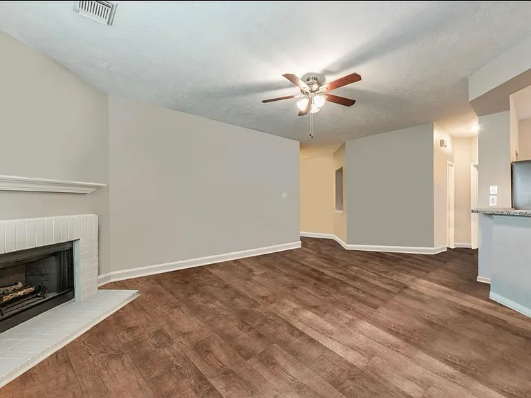 1835 Oak Ridge Dr — Photo 6