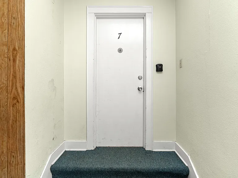 1020 J St #7 — Photo 15