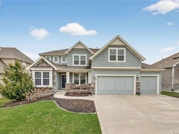 4011 W 157th Ter, Overland Park, KS 66224