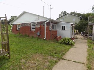 800 19th Ave N, Clinton, IA 52732