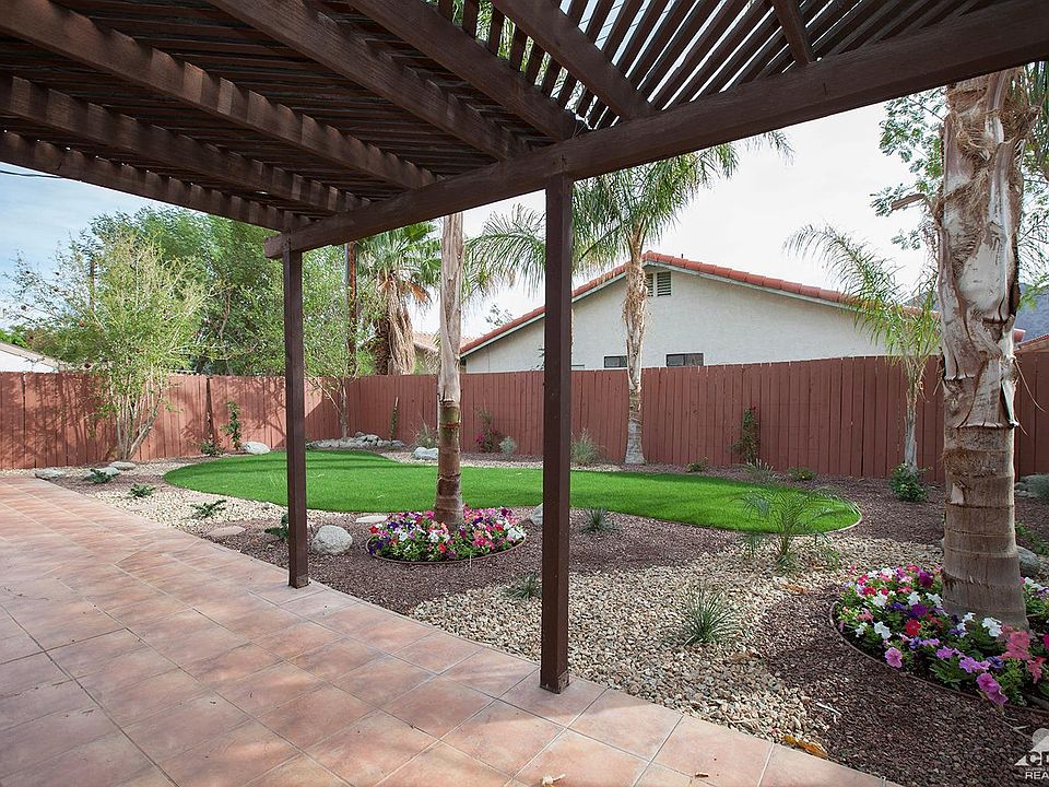 2nd image of 53584 Avenida Madero